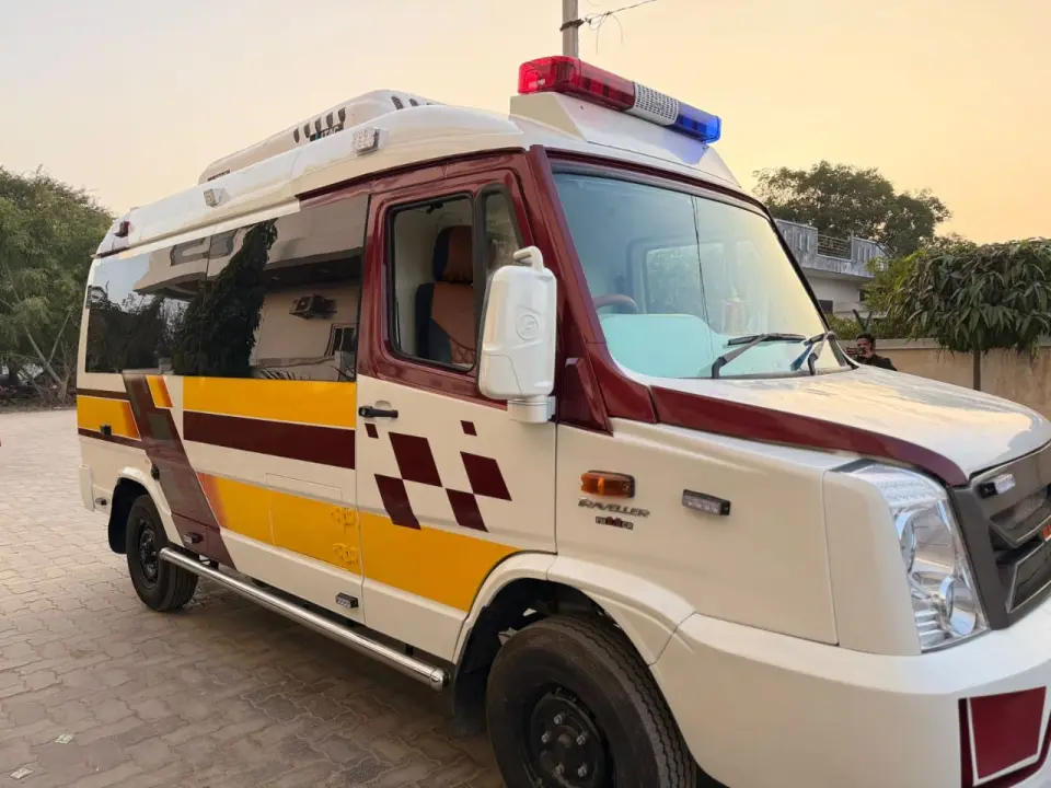 Road Ready Ambulance Delhi